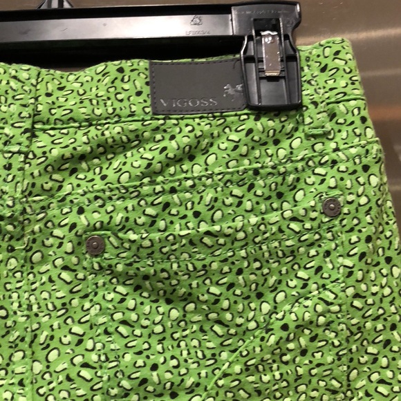 Green Girls Vigoss Shorts - Picture 6 of 7